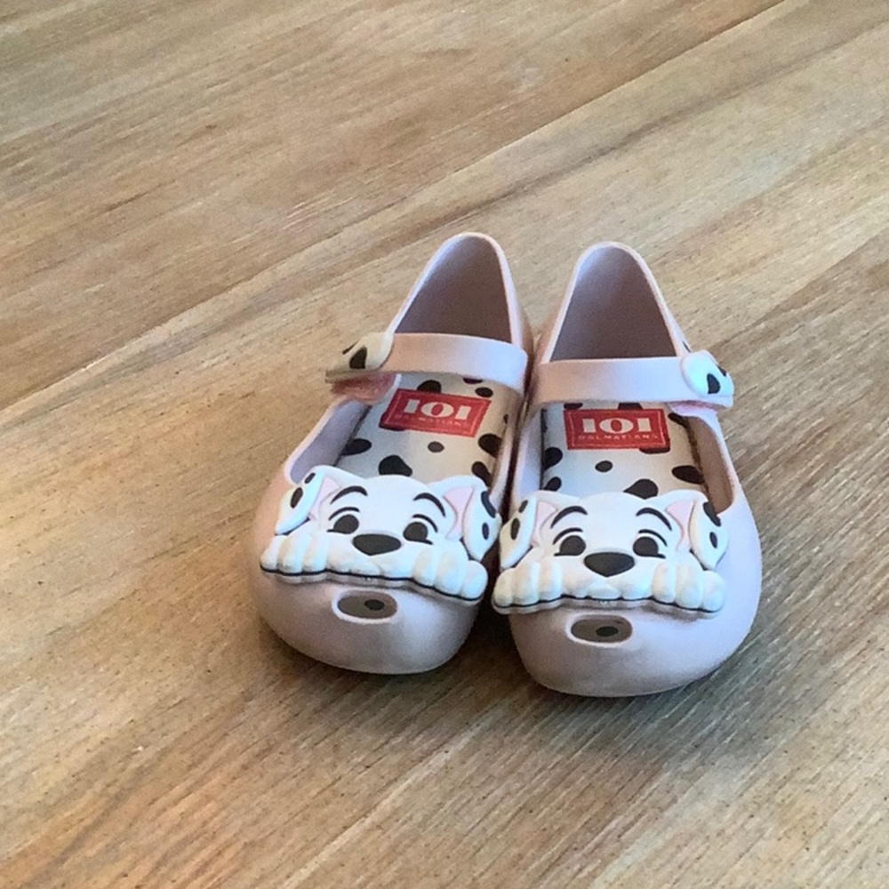Mini Melissa’s 101 Dalmatian shoes